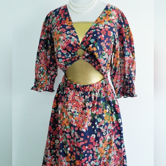 Floral Cut-Out Front Midi Dress - Picture 8 of 16